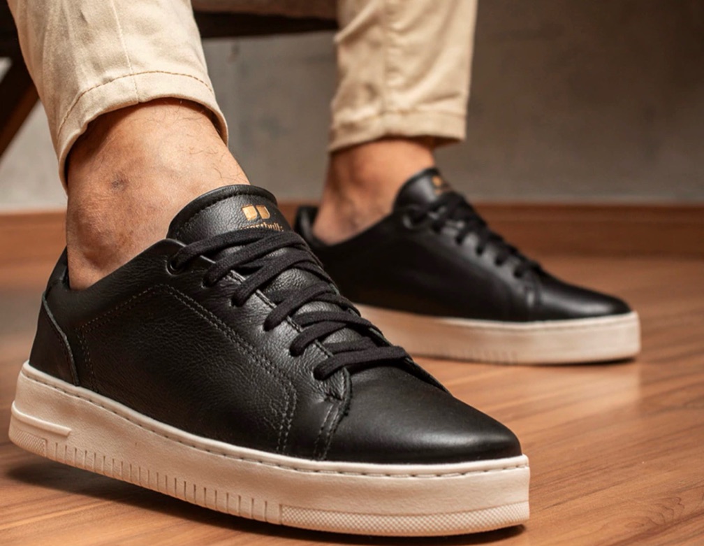 Tênis Essential Preto Plume